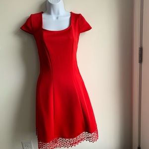 Donna Ricco Red short sleeve bell shape dress